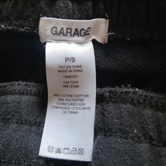 Black jogging pants - Picture 3 of 3